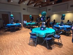 mixable-moments-teal-purple-tables